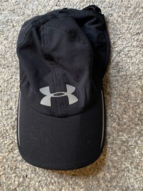 Under Armour Black Adjustable Performance Cap